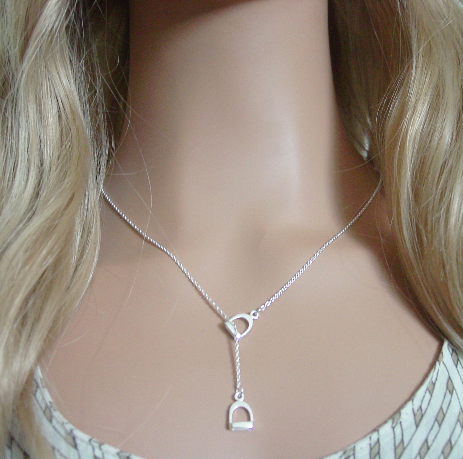 Elsa Peretti™ Open Heart Lariat Necklace in Silver with Pearls, 7.5-8 mm |  Tiffany & Co.